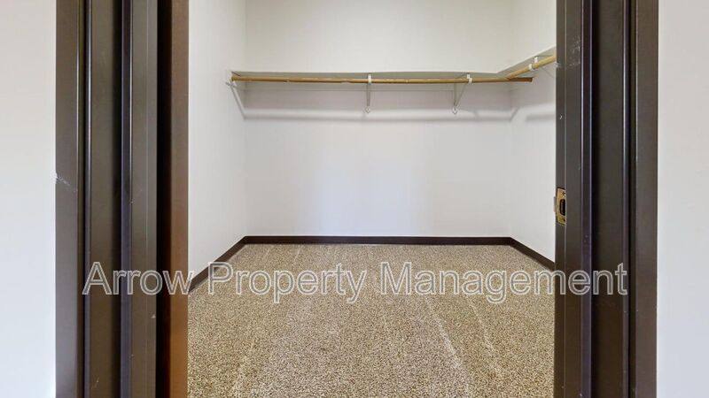 Apartment for rent at 201 E Arbor-302e, Bismarck, ND 58504