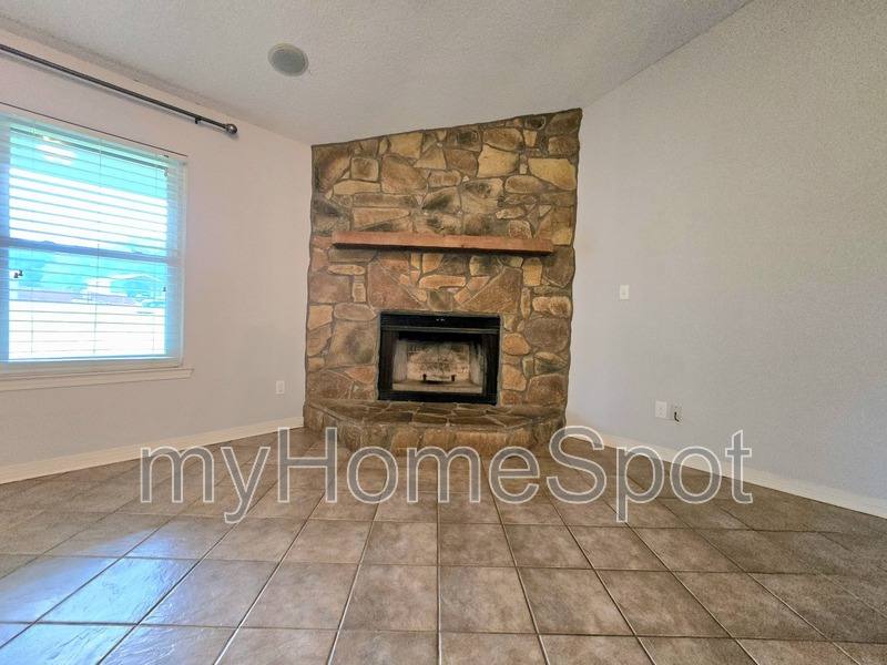 House for rent at 1787 Booth Lake Rd, Cantonment, FL 32533