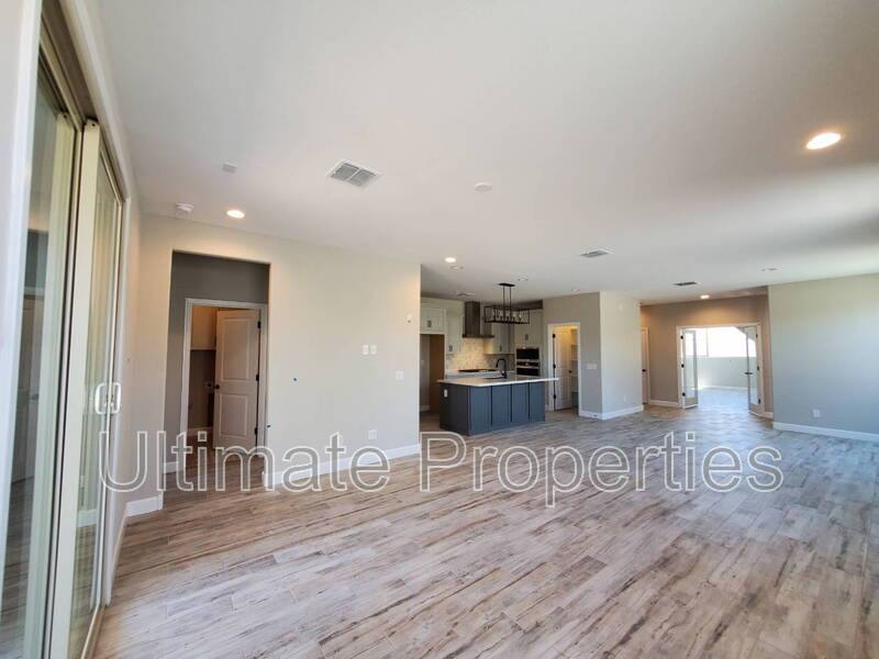 House for rent at 835 N 110th Ave, Avondale, AZ 85323