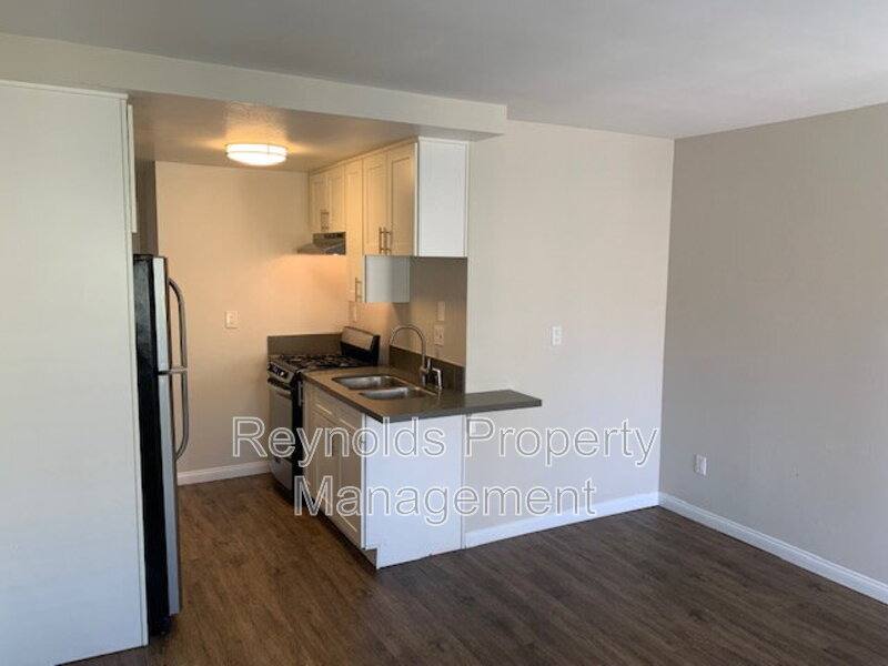 Apartment for rent at 4674 Bancroft St #6, San Diego, CA 92116