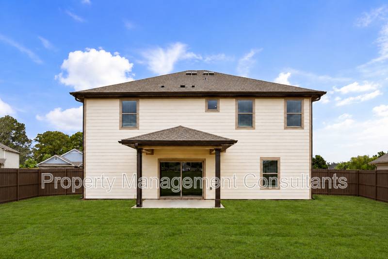 House for rent at 4608 Hampton Glen Circle SE, Owens Cross Roads, AL 35763