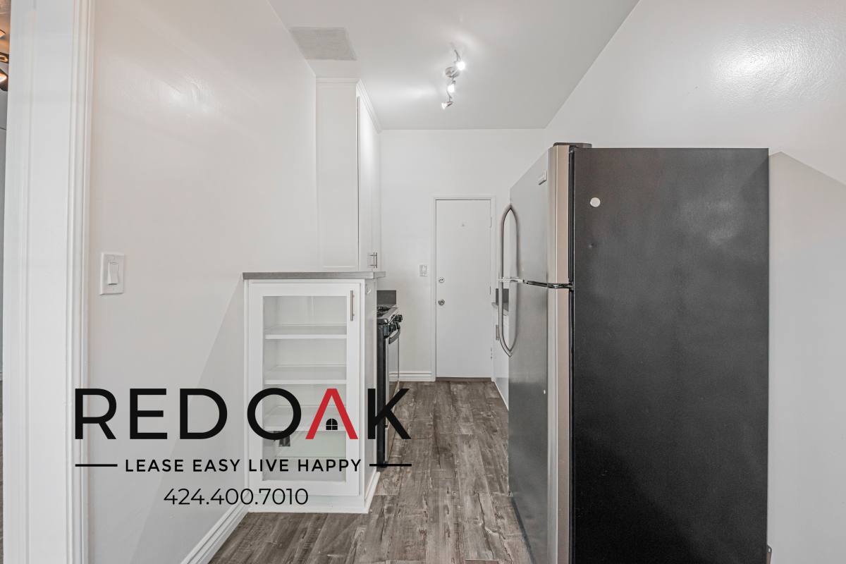 Apartment for rent at 323 E Lomita Ave #107, Glendale, CA 91205