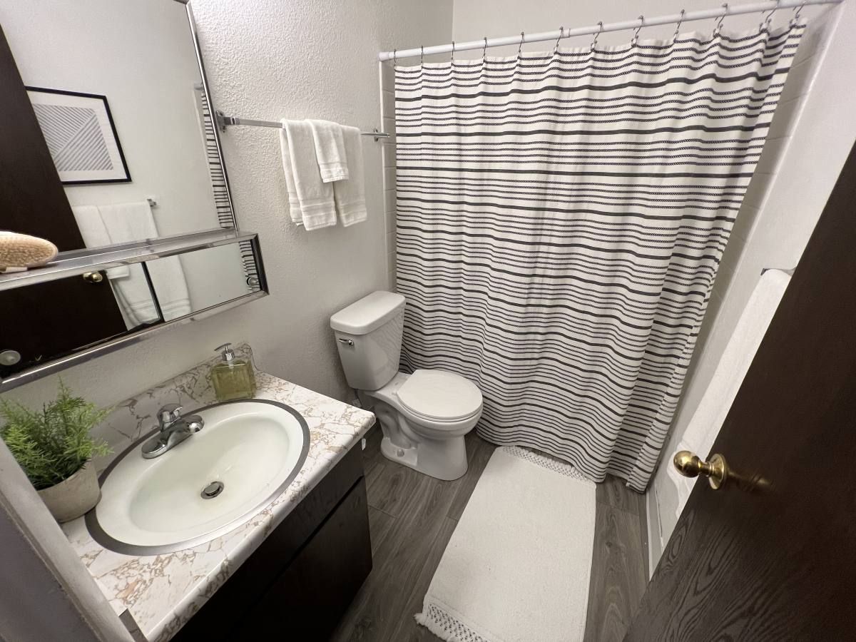 Apartment for rent at 1162 E 400 S #6, Salt Lake City, UT 84102