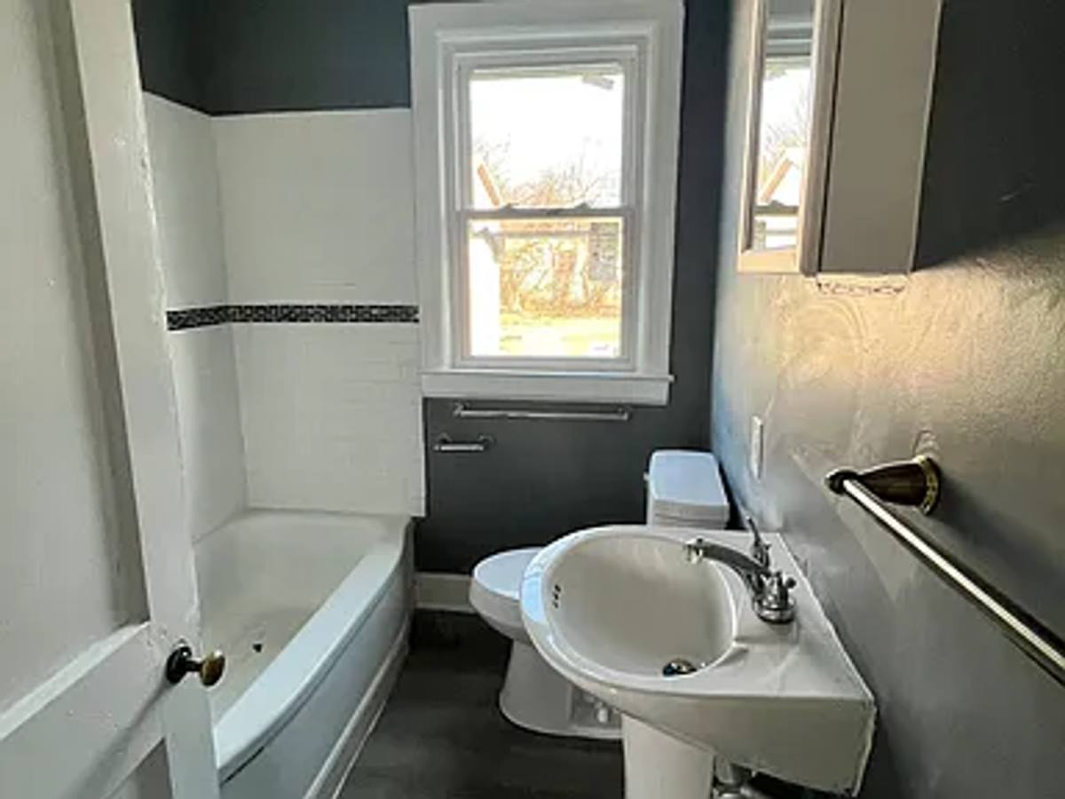 House for rent at 811 Shelby Ave #Z1, Lexington, KY 40505