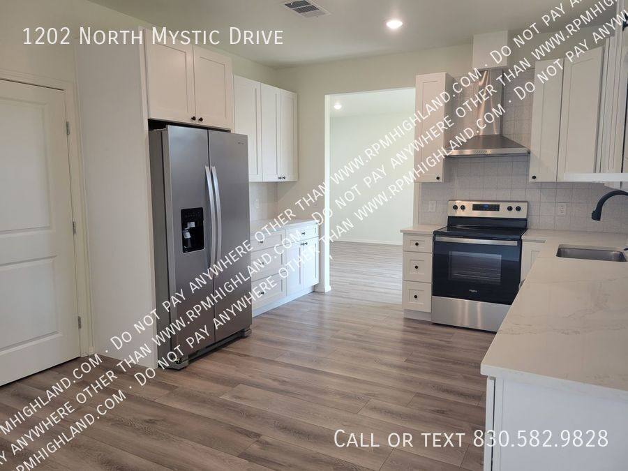 House for rent at 1202 N Mystic Dr, Marble Falls, TX 78654