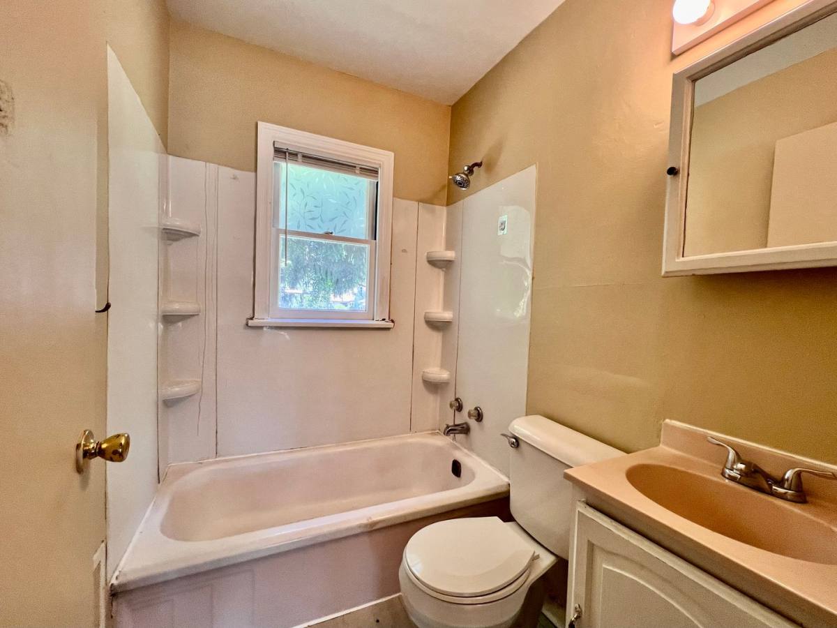 House for rent at 405 E Manhattan, Toledo, OH 43608