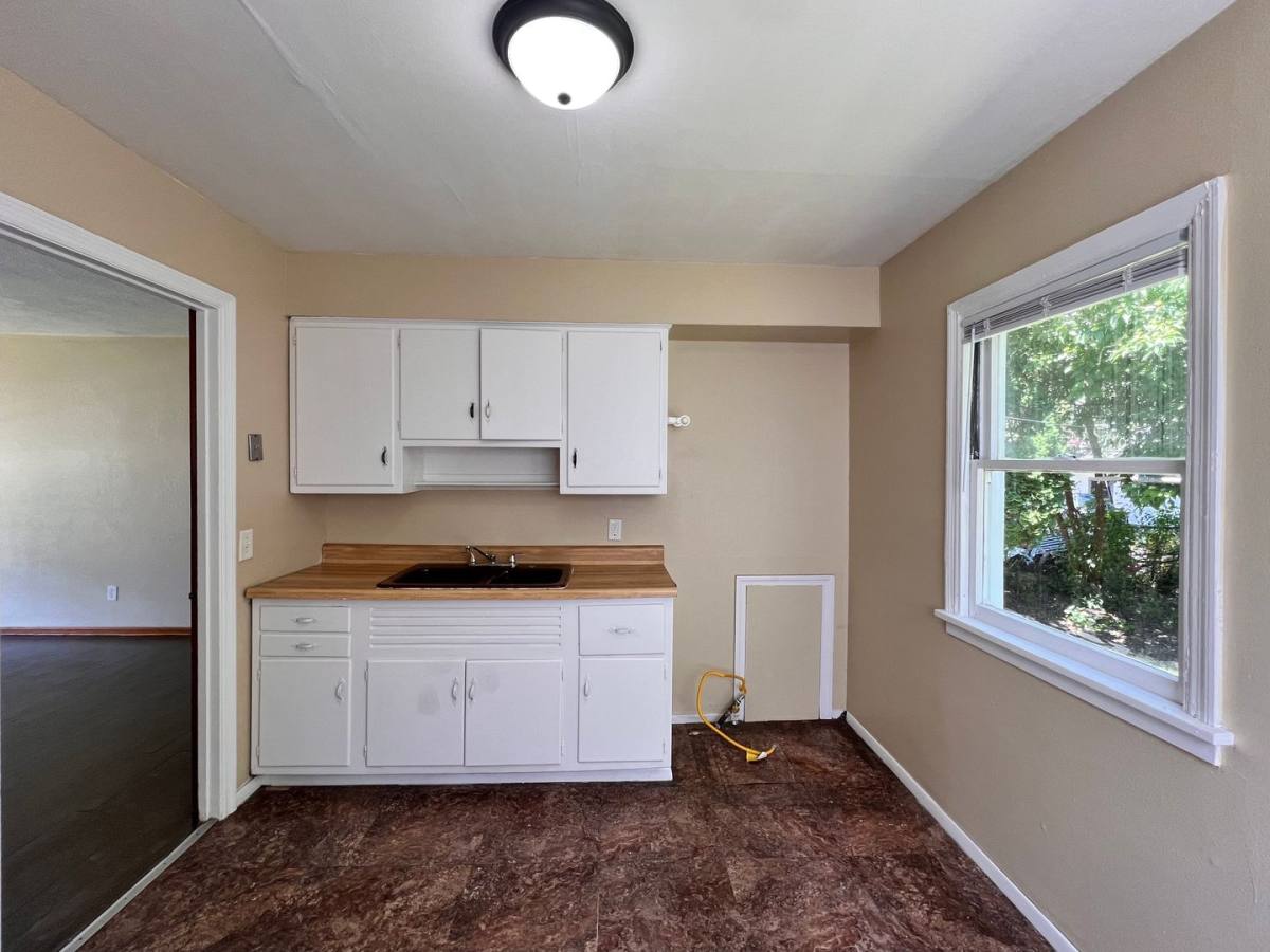 House for rent at 405 E Manhattan, Toledo, OH 43608