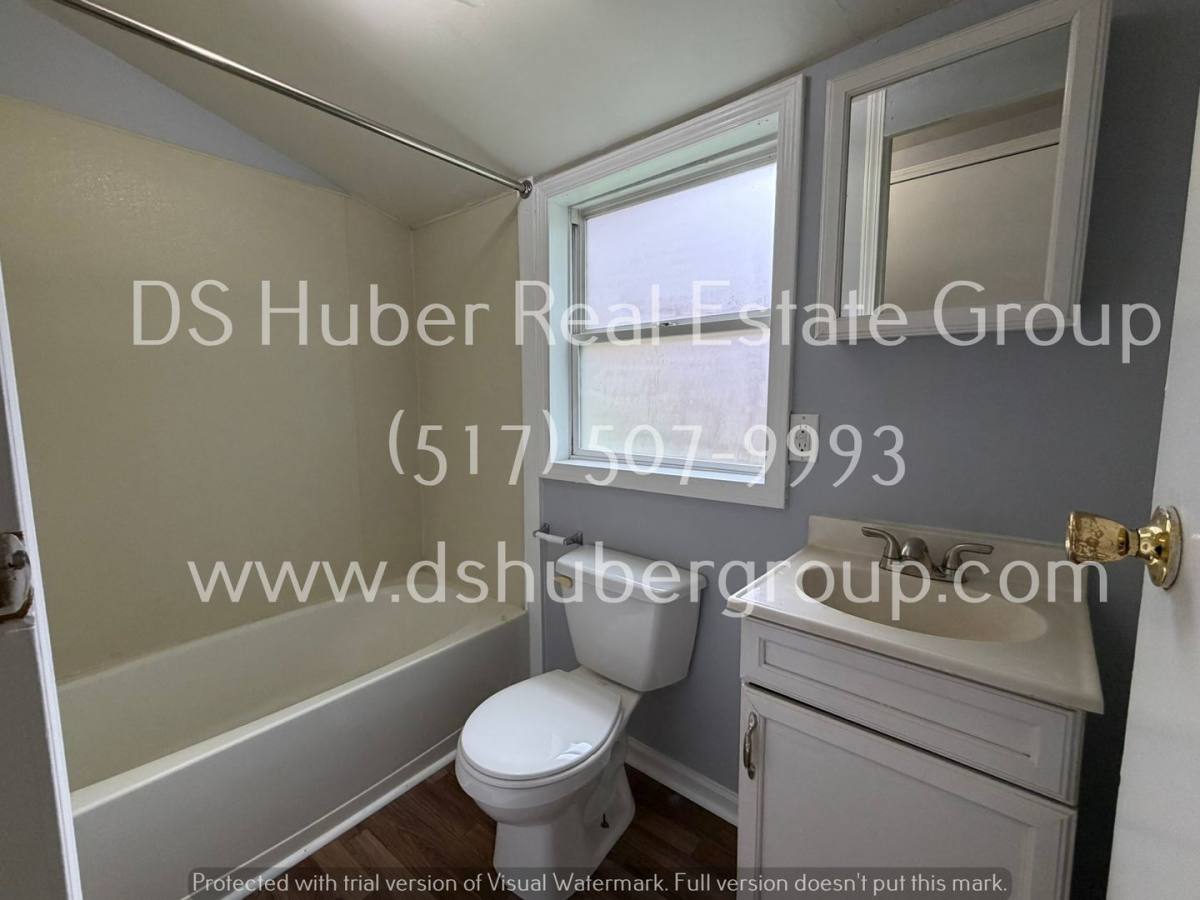 Apartment for rent at 3533 Bergman Ave, Lansing, MI 48910