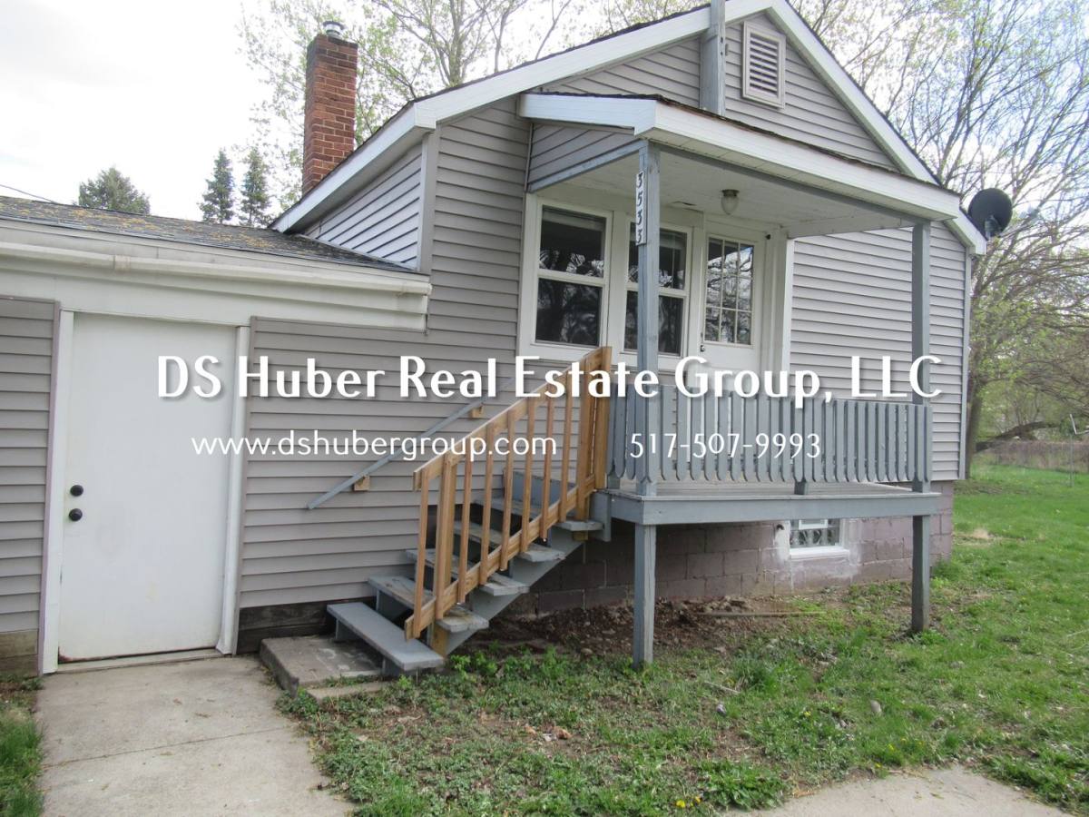 Apartment for rent at 3533 Bergman Ave, Lansing, MI 48910