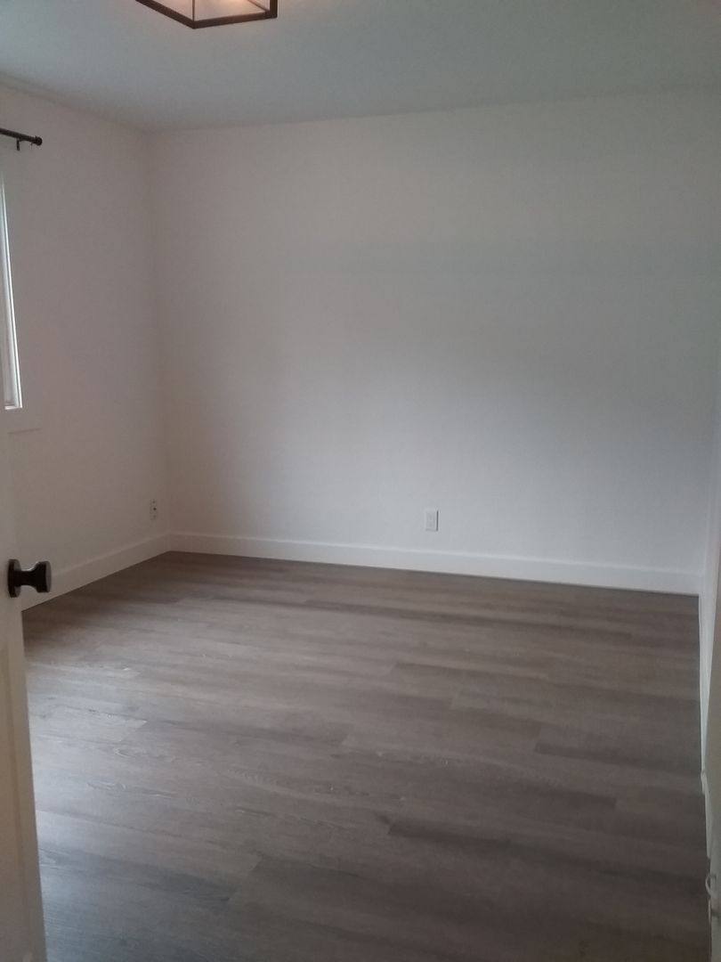 Apartment for rent at 1035-1039 1 2 Valencia St, Walla Walla, WA 99362