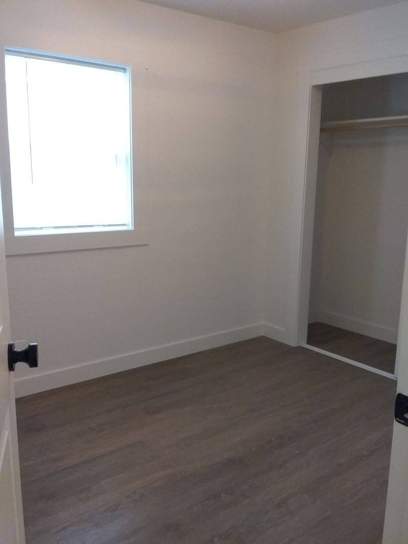 Apartment for rent at 1035-1039 1 2 Valencia St, Walla Walla, WA 99362