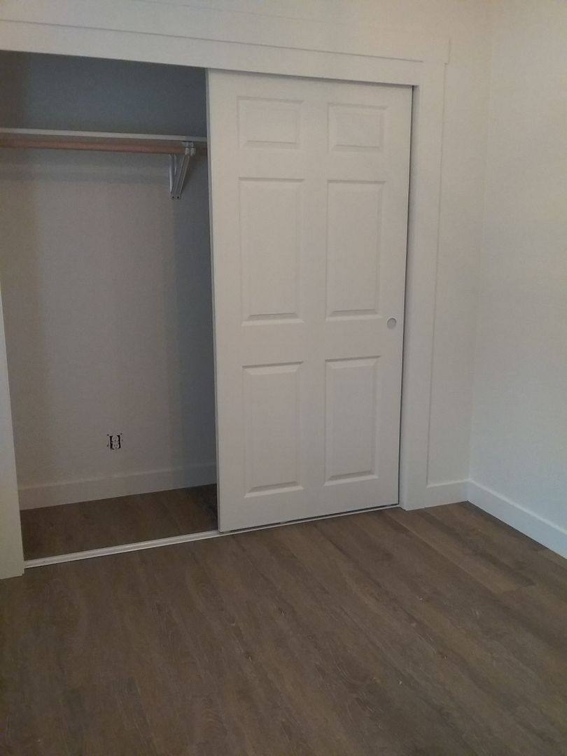 Apartment for rent at 1035-1039 1 2 Valencia St, Walla Walla, WA 99362