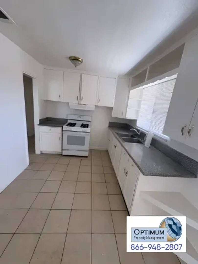 House for rent at 16709 City View Dr, Victorville, CA 92395