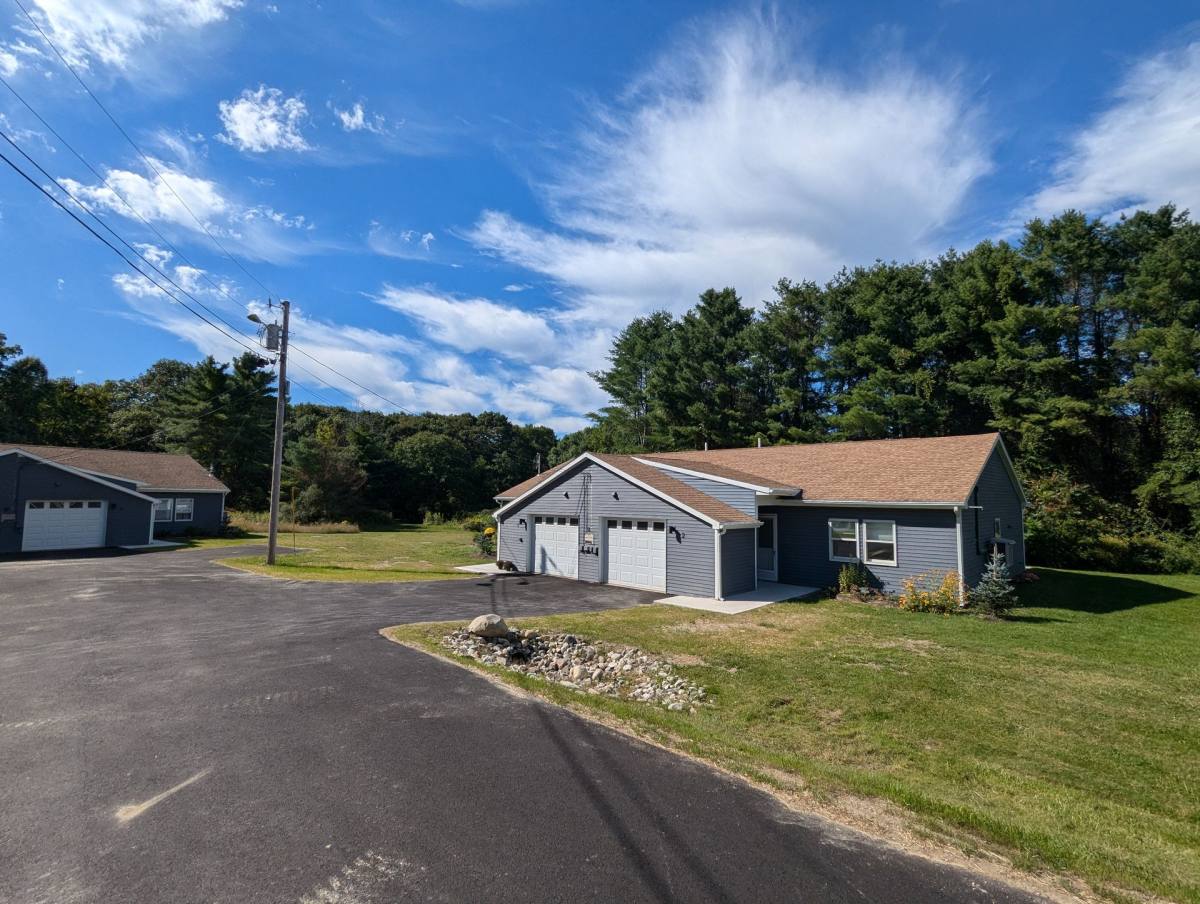 Apartment for rent at 5-10 Hummingbird Circle, Augusta, ME 04330