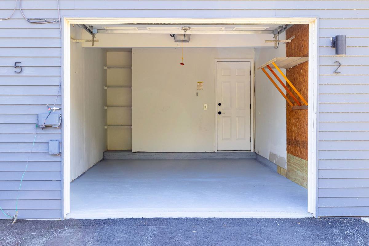 Apartment for rent at 5-10 Hummingbird Circle, Augusta, ME 04330