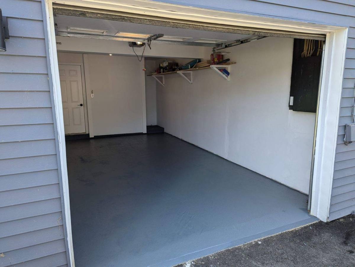 Apartment for rent at 5-10 Hummingbird Circle, Augusta, ME 04330