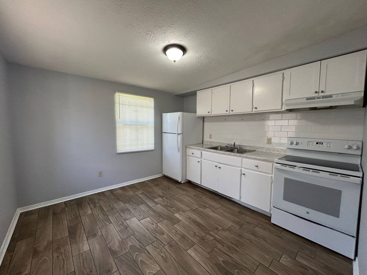 Apartment for rent at 3236-3256 Phyllis St, Jacksonville, FL 32205