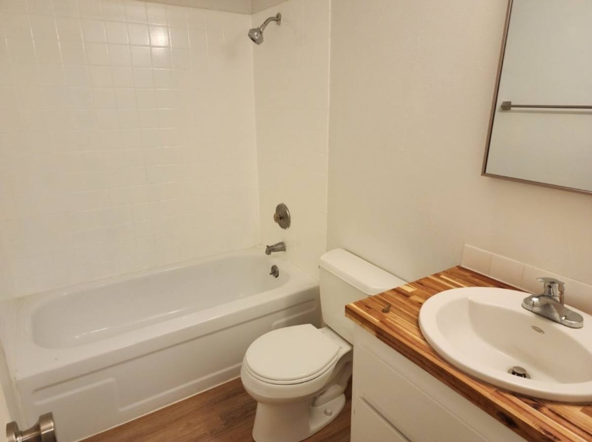 Apartment for rent at 2922 E 35th Ave, Spokane, WA 99223