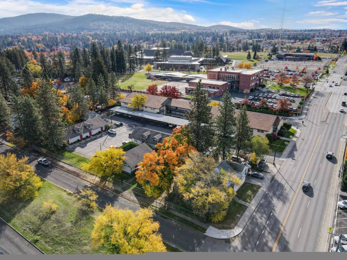 Apartment for rent at 2922 E 35th Ave, Spokane, WA 99223