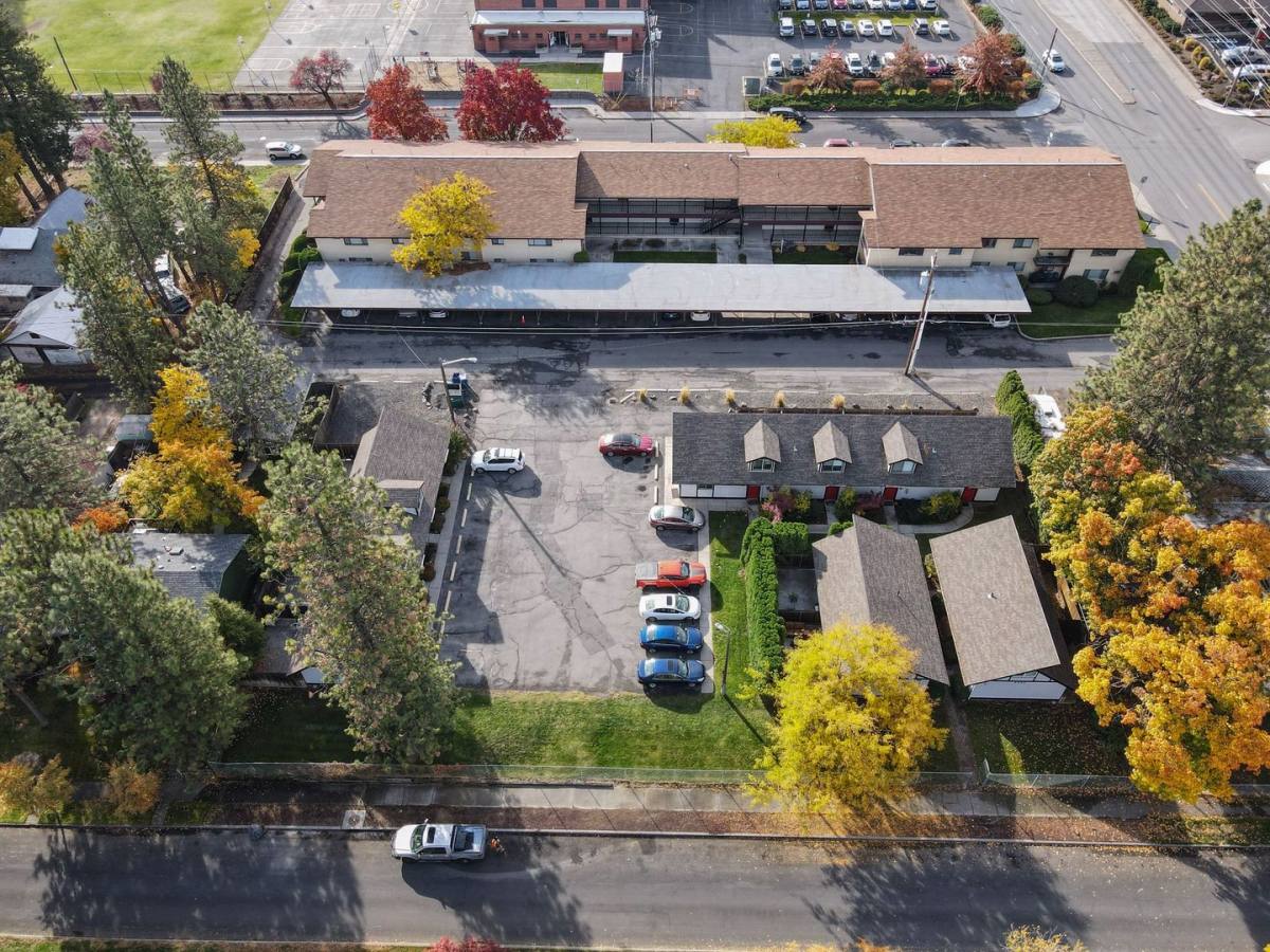 Apartment for rent at 2922 E 35th Ave, Spokane, WA 99223