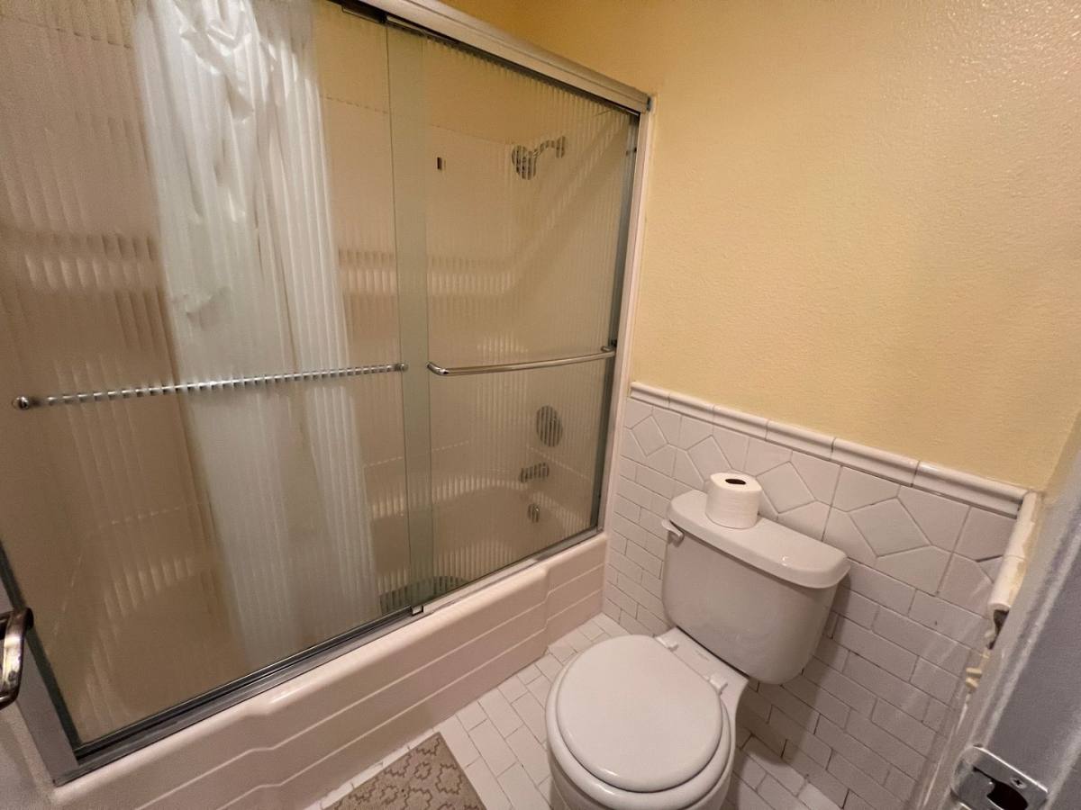 Condo for rent at 8043 Caminito De Pizza #B, San Diego, CA 92108