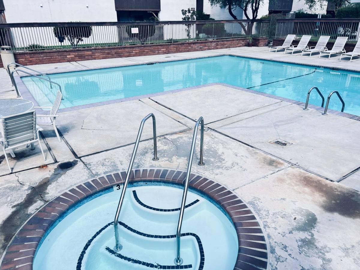 Condo for rent at 8043 Caminito De Pizza #B, San Diego, CA 92108