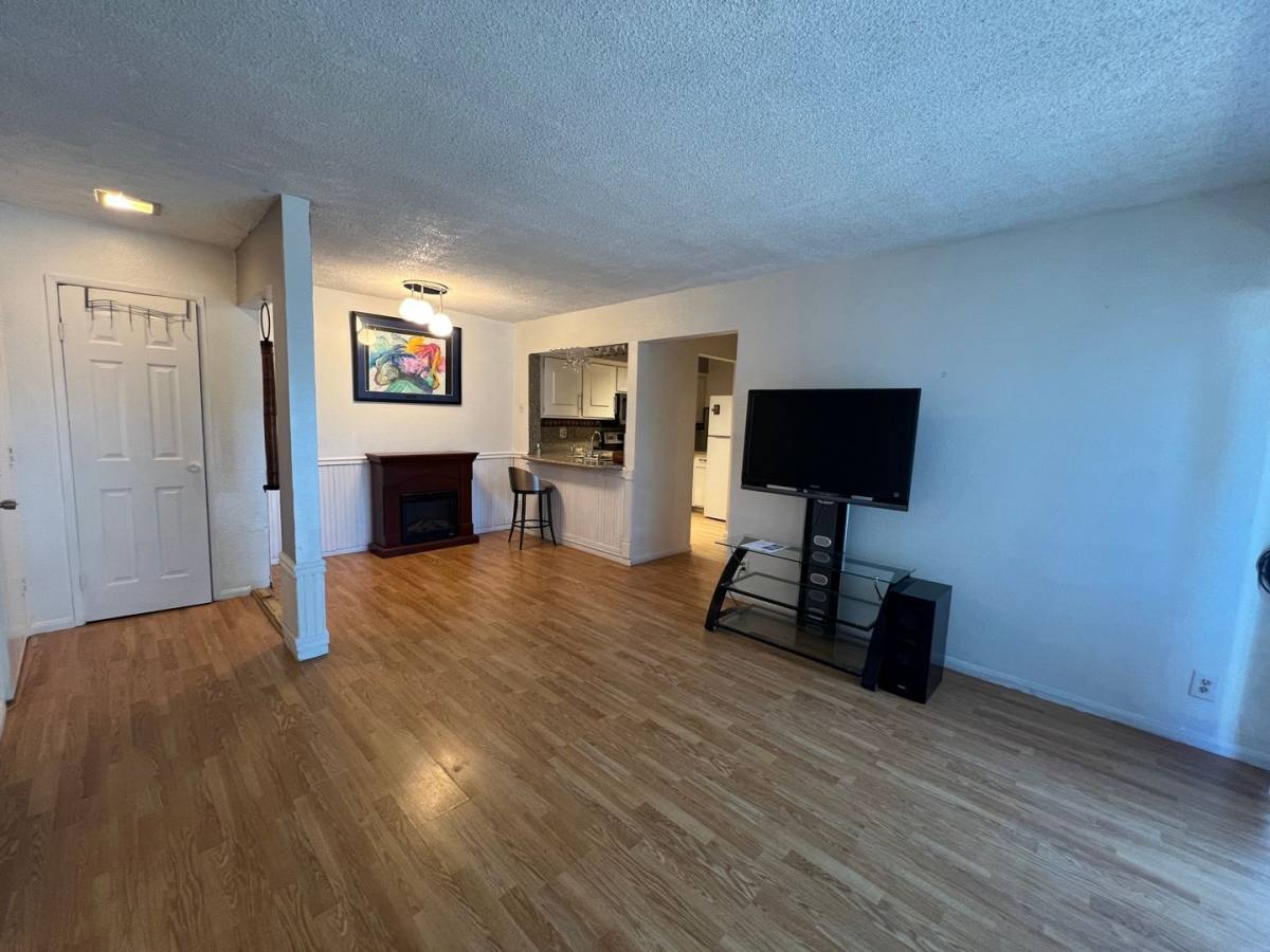 Condo for rent at 8043 Caminito De Pizza #B, San Diego, CA 92108