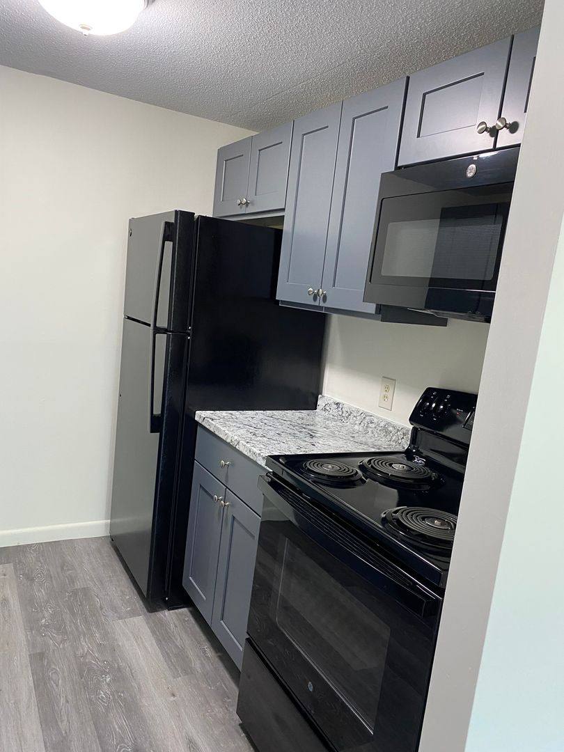 Apartment for rent at 150 River Rd, Manchester, NH 03104