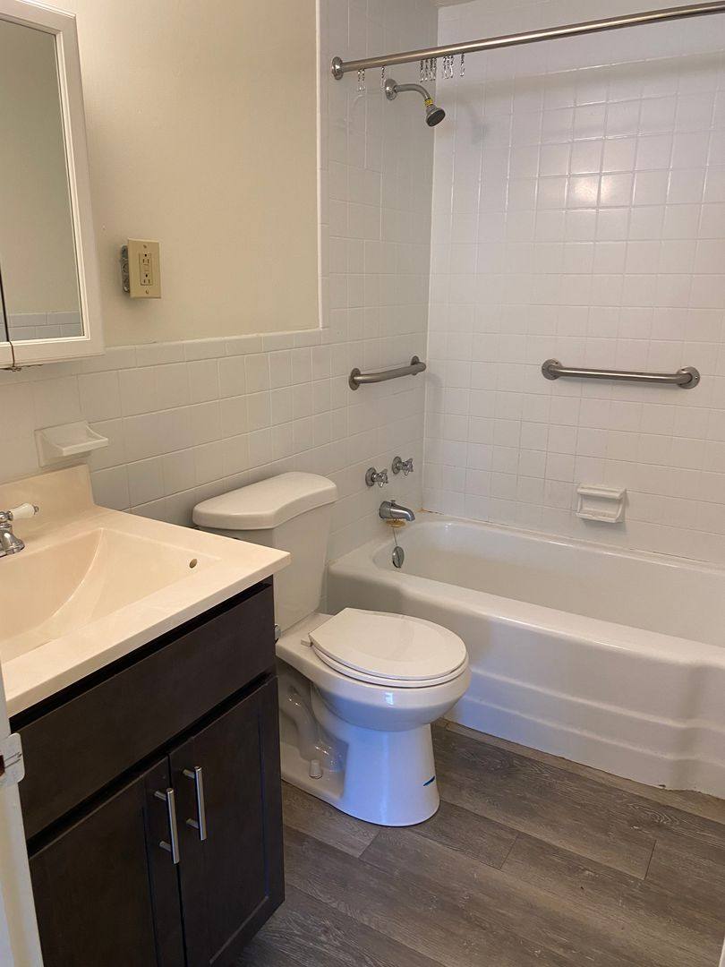 Apartment for rent at 150 River Rd, Manchester, NH 03104