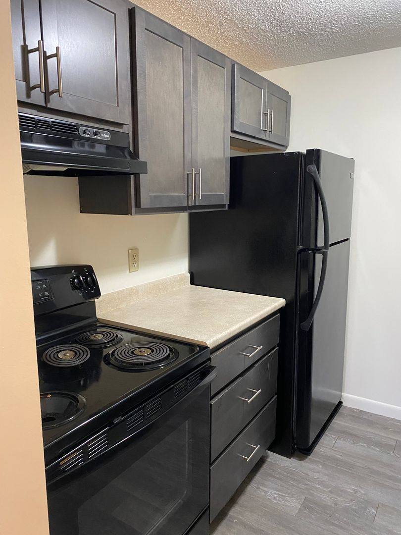 Apartment for rent at 150 River Rd, Manchester, NH 03104