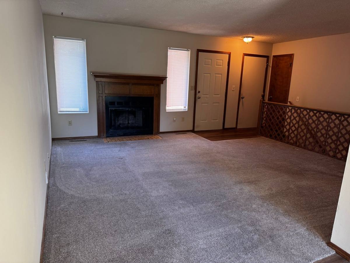 Apartment for rent at 8432-8434 W Thurman, Wichita, KS 67212