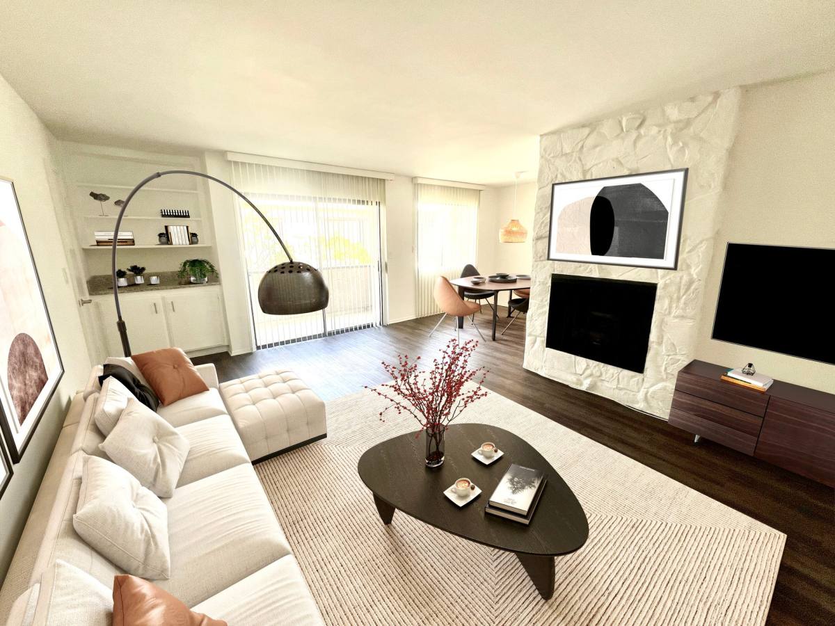 Apartment for rent at 14424 Magnolia Blvd, Sherman Oaks, CA 91423