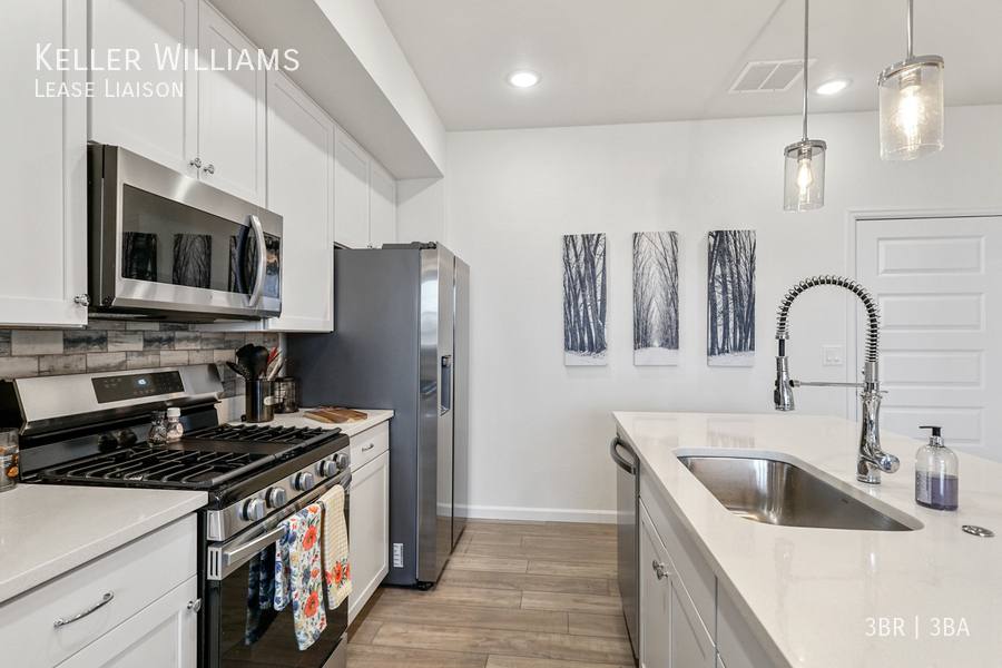 Townhouse for rent at 1539 Spring Water Point, Colorado Springs, CO 80920