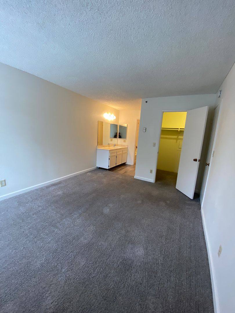 House for rent at 7506 Parkway Dr #206, La Mesa, CA 91942