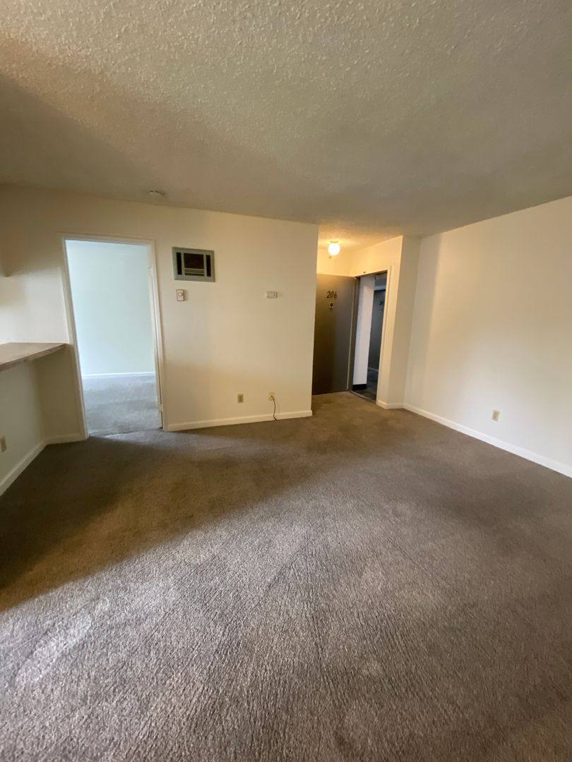 House for rent at 7506 Parkway Dr #206, La Mesa, CA 91942