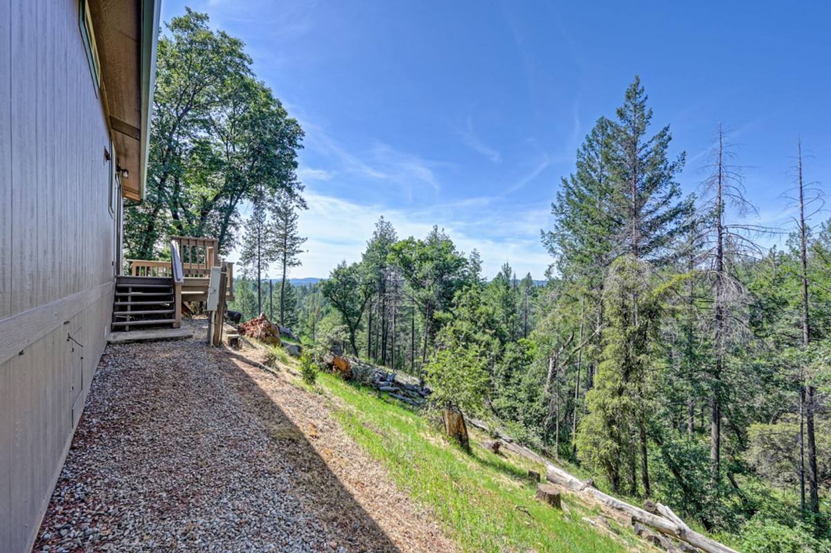 House for rent at 1940 Sliger Mine Rd, Greenwood, CA 95635