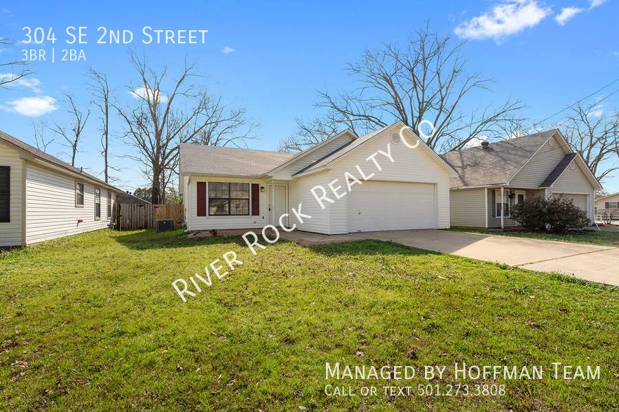 House for rent at 304 SE 2nd St, Bryant, AR 72022