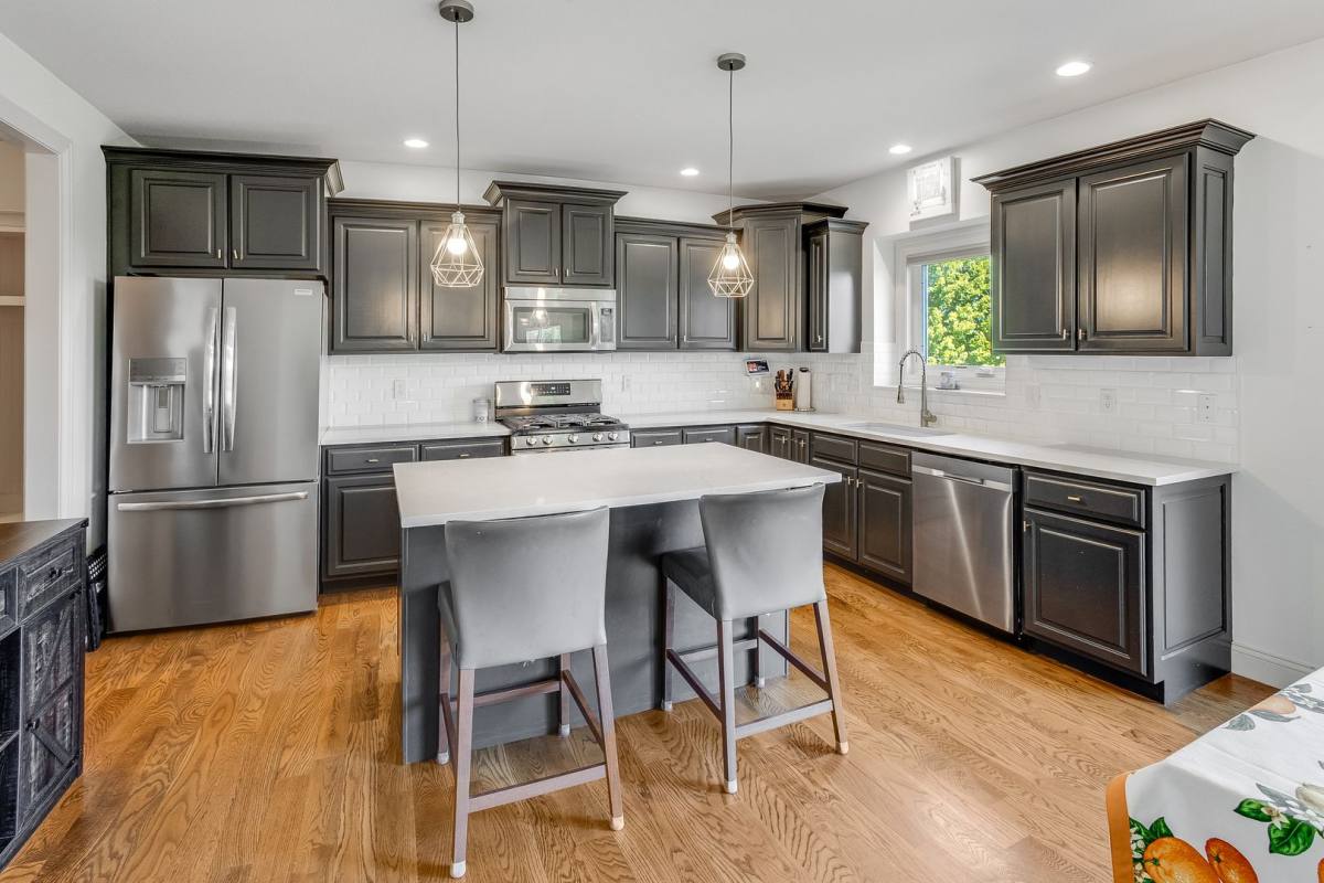 House for rent at 1208 White Oak Rd, Mahomet, IL 61853