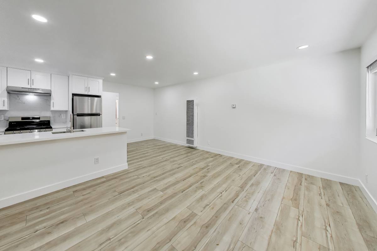 Apartment for rent at 3012 E 18th St #17, Oakland, CA 94602