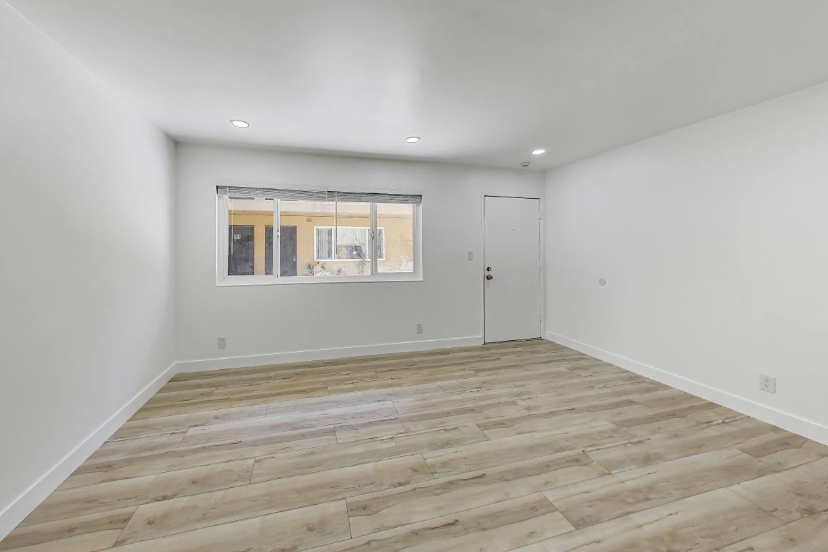 Apartment for rent at 3012 E 18th St #17, Oakland, CA 94602