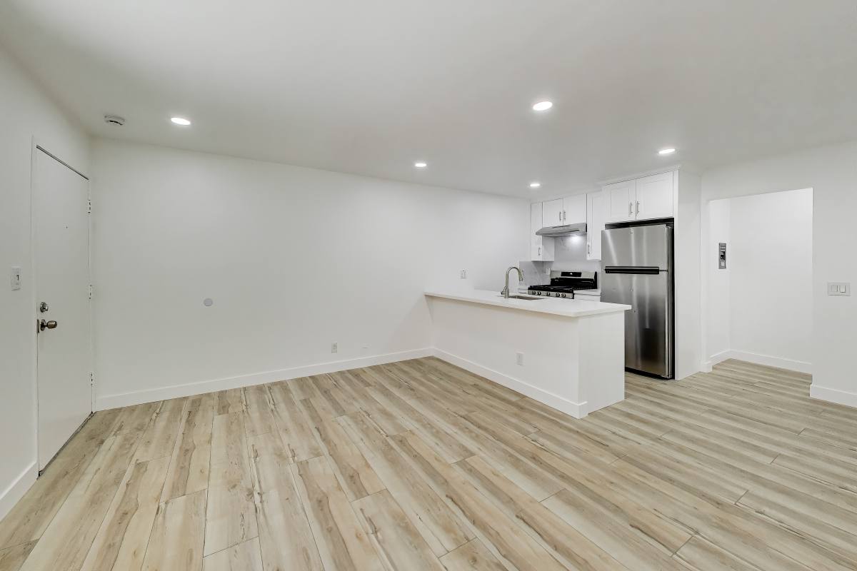 Apartment for rent at 3012 E 18th St #17, Oakland, CA 94602