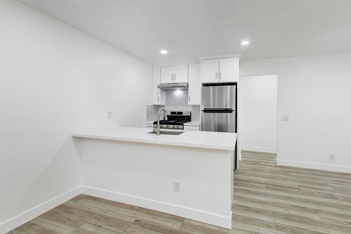 Apartment for rent at 3012 E 18th St #17, Oakland, CA 94602
