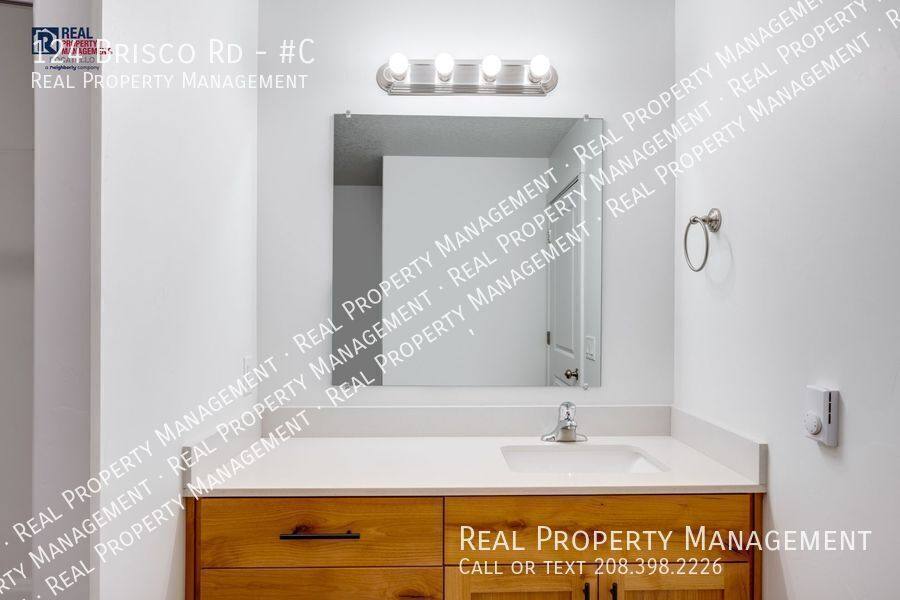 Apartment for rent at 124 Brisco Rd #C, Pocatello, ID 83202