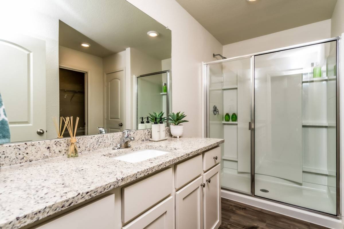 Townhouse for rent at 425 Beall St, Denton, TX 76207