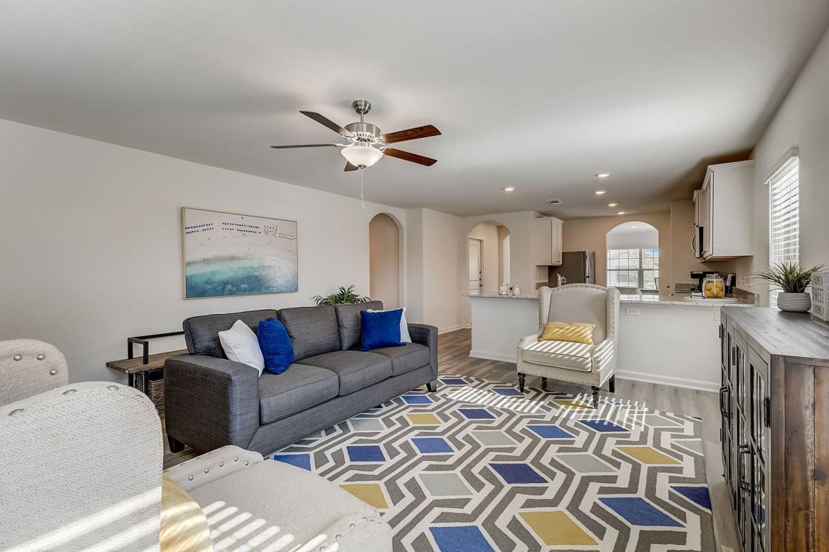 Townhouse for rent at 425 Beall St, Denton, TX 76207