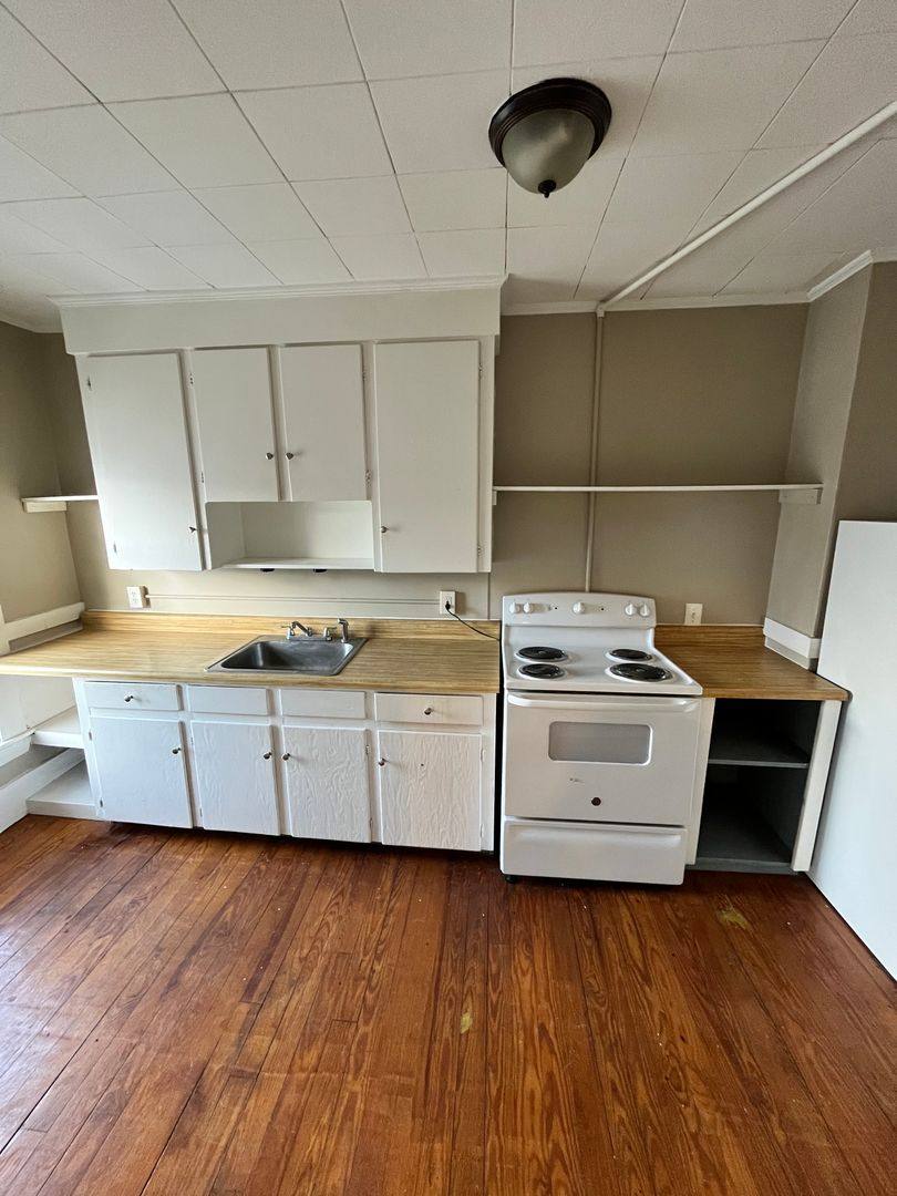 Apartment for rent at 62 Charles St #3, Rochester, NH 03867