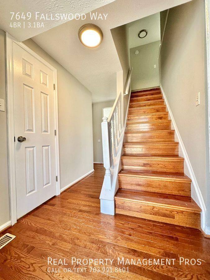 House for rent at 7649 Fallswood Way, Lorton, VA 22079