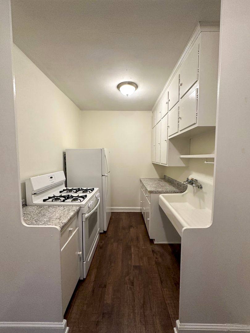 Apartment for rent at 26 W 22nd St, Minneapolis, MN 55404