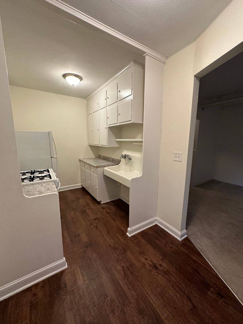 Apartment for rent at 26 W 22nd St, Minneapolis, MN 55404