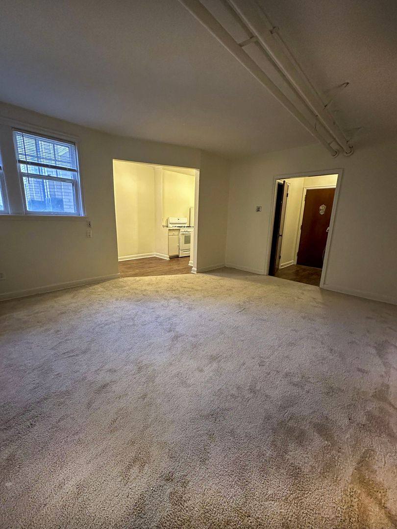 Apartment for rent at 26 W 22nd St, Minneapolis, MN 55404